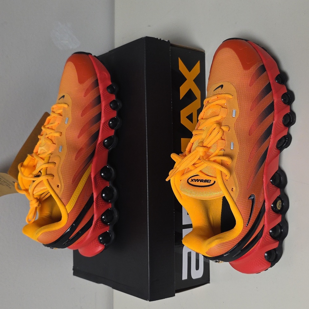 Nike Air Max DN8 GS Women's 8/Youth 6.5 Laser Orange Black Shoes HF7310 800 New